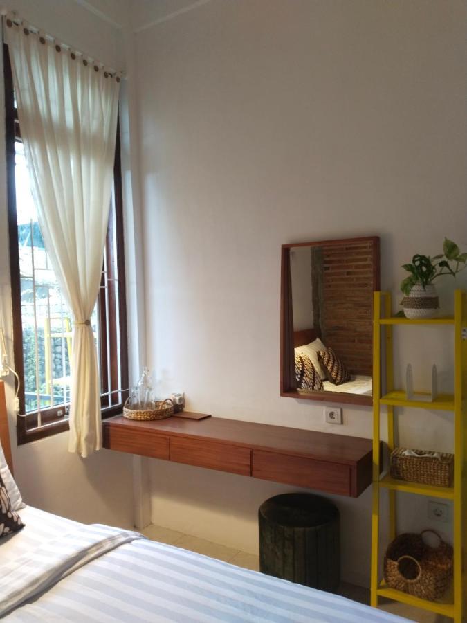 Inn House Homestay Dadapan Exterior photo