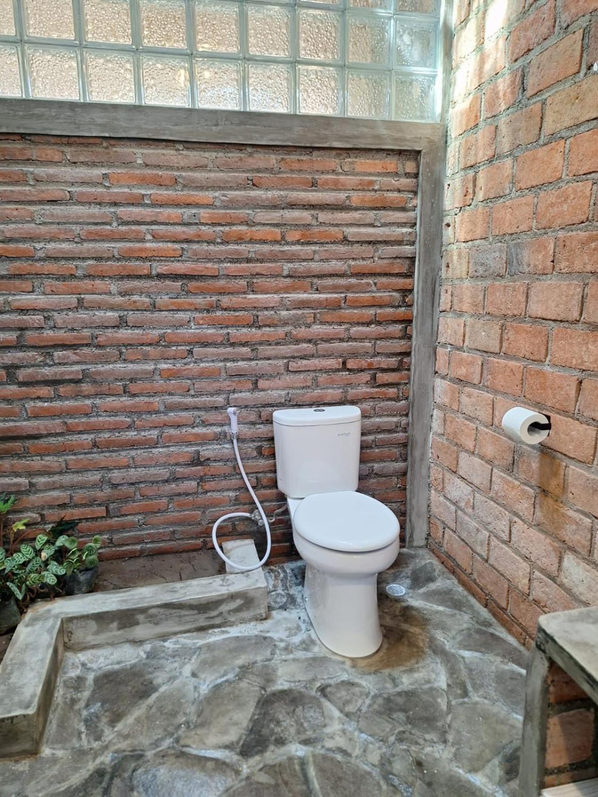 Inn House Homestay Dadapan Exterior photo